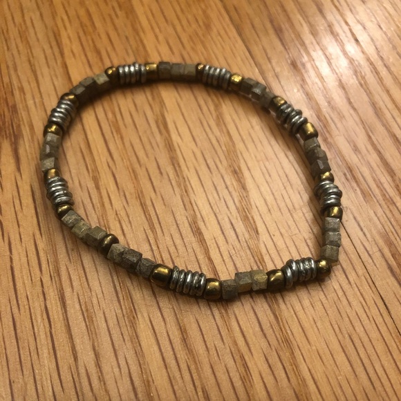 Handcrafted beaded bracelet - Picture 1 of 1